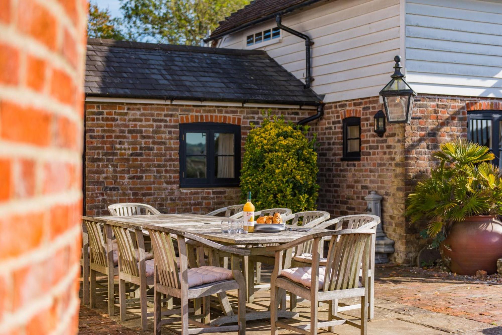 The Oast By Bloom Stays Newenden Exterior photo